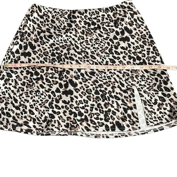 Princess Polly yates satin leopard mini skirt 4 - Picture 8 of 10